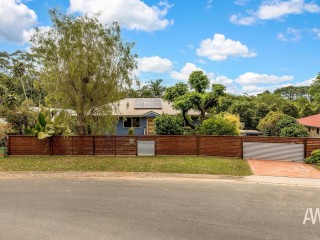 Camelia Charmer, Dual Living Potential!