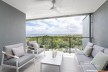LUXURIOUS PARKRIDGE APARTMENT | LAKE WEYBA & HINTERLAND VIEWS
