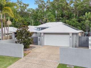 Buderim Family Entertainer in the Heart of Rainforest Sanctuary!