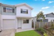Modern 3 bed townhouse with huge Courtyard