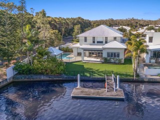 EXCEPTIONAL CANAL-FRONT LIVING AT NORTH POINT CRESCENT