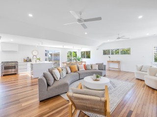 THE BEST BEACH HOUSE IN TOWN (WITH DEVELOPMENT UPSIDE!)