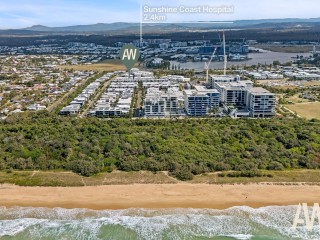 Embrace Beachside Living in Comfort & Style