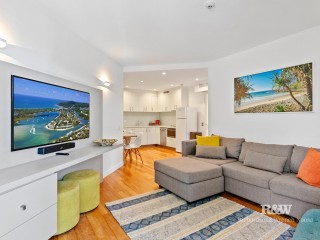 Garden Apartment in Noosa's Iconic Beachfront Complex