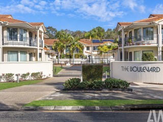 Private, Peaceful and Perfectly Positioned!