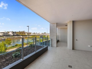 LUXURY COASTAL LIVING WITH PREMIUM FINISHES 