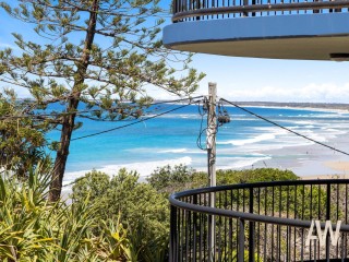 Ideal Beachside Lifestyle In Sought After Complex & Location