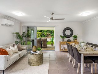 5 BEDROOM BARGAIN!!!