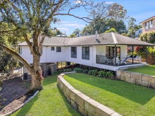 Exceptional Home. Elevated Position in the Heart of Maleny