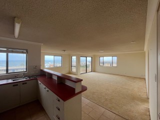 STONES THROW TO THE BEACH