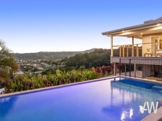 Modern Dual-Living with Spectacular Views