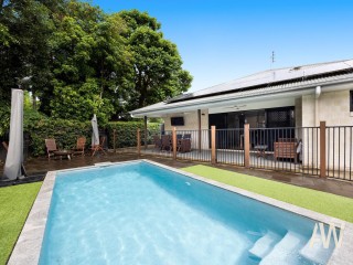 First Time to Market: North Facing Entertainer!
