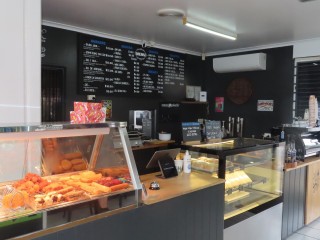 Industrial Cafe/ Lunchbar  Near new fit-out