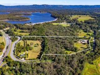 Prime 28.5 Acre Sunshine Coast Opportunity  Income, Infrastructure &
Exceptional Location!