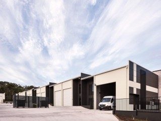 WAREHOUSING - CORBOULD PARK 