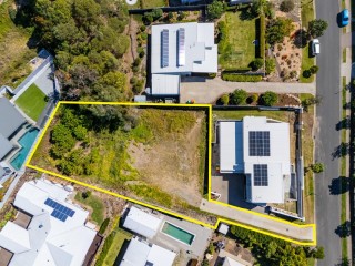 PRESTIGE NORTH FACING LAND OFFERING IN LITTLE MOUNTAIN